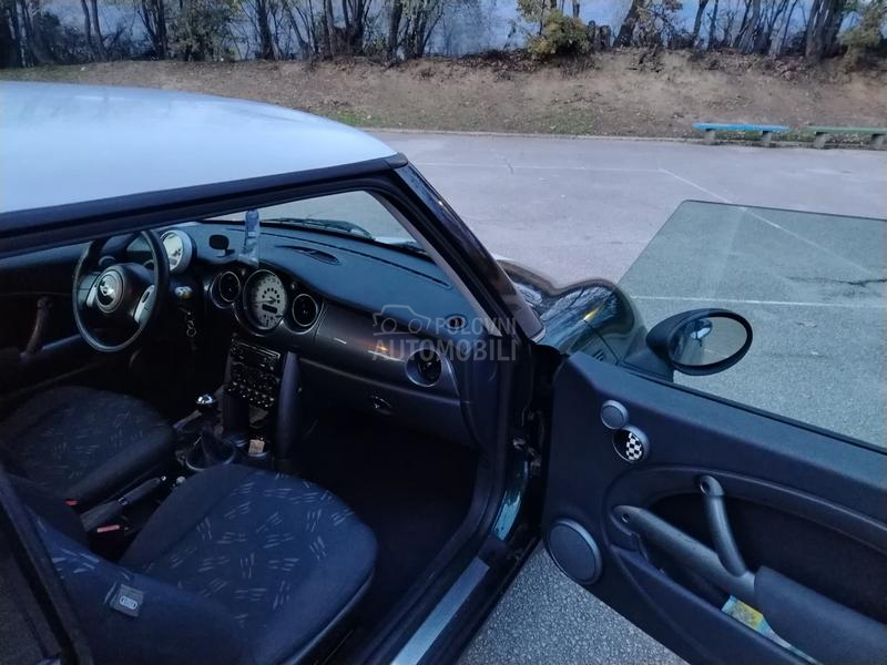 MINI One 1.6