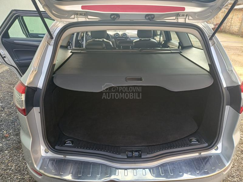 Ford Mondeo 1.6 TDCI/NAV/LED/