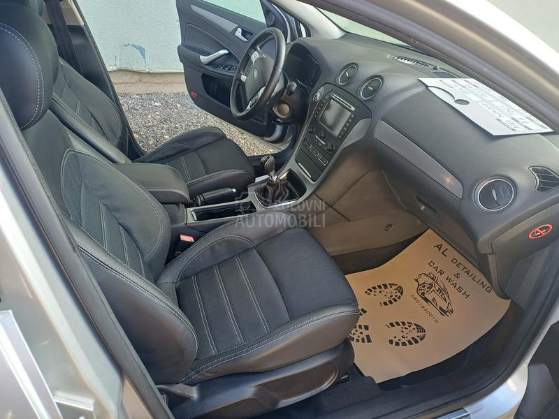 Ford Mondeo 1.6 TDCI/NAV/LED/