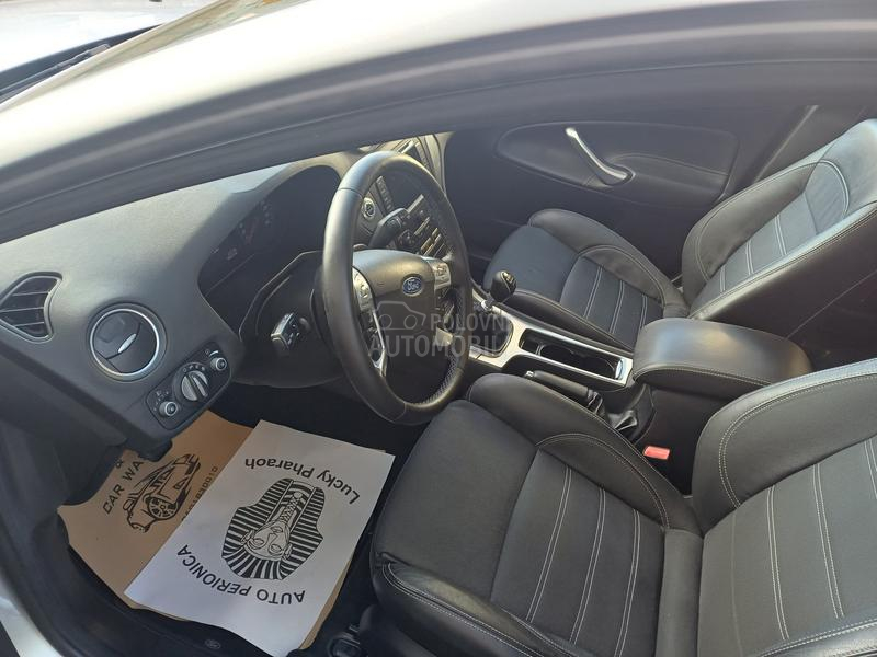 Ford Mondeo 1.6 TDCI/NAV/LED/