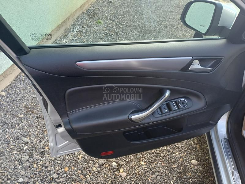 Ford Mondeo 1.6 TDCI/NAV/LED/