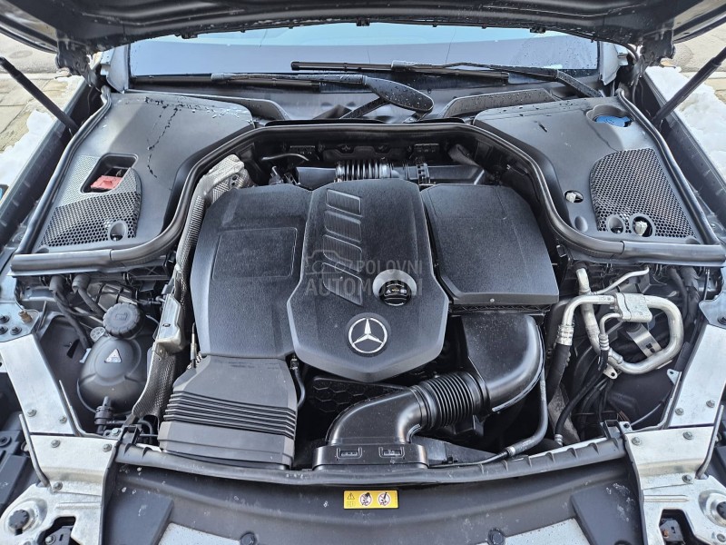 Mercedes Benz E 220 ZA ALUMIN. STOLARIJU
