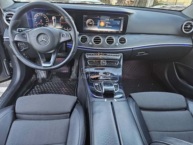 Mercedes Benz E 220 ZA ALUMIN. STOLARIJU