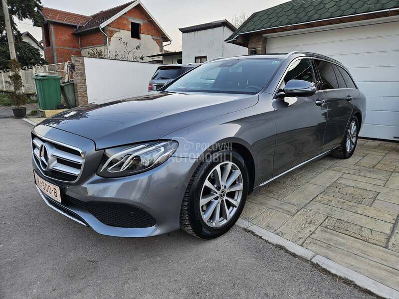 Mercedes Benz E 220 ZA ALUMIN. STOLARIJU