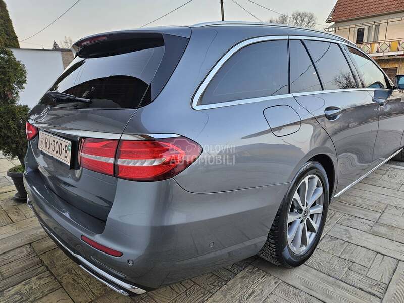 Mercedes Benz E 220 ZA ALUMIN. STOLARIJU