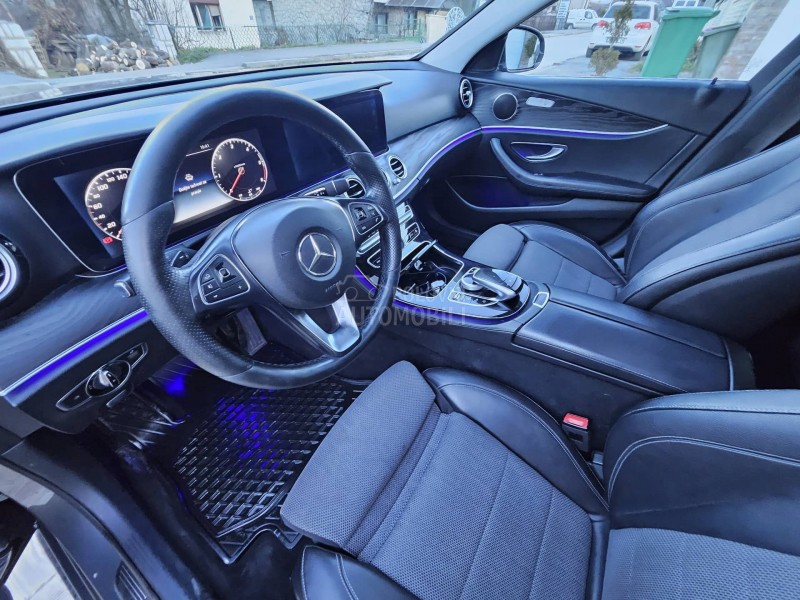 Mercedes Benz E 220 ZA ALUMIN. STOLARIJU