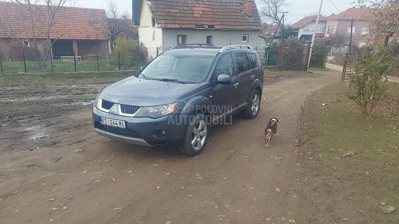 Mitsubishi Outlander 
