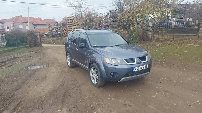 Mitsubishi Outlander 