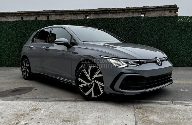 Volkswagen Golf 8 R-Line 1.5 eTSI