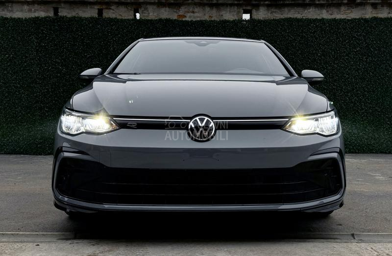 Volkswagen Golf 8 R-Line 1.5 eTSI