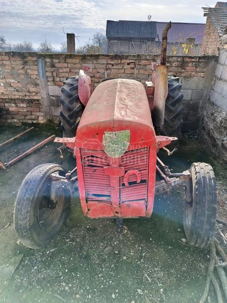Massey Ferguson 28