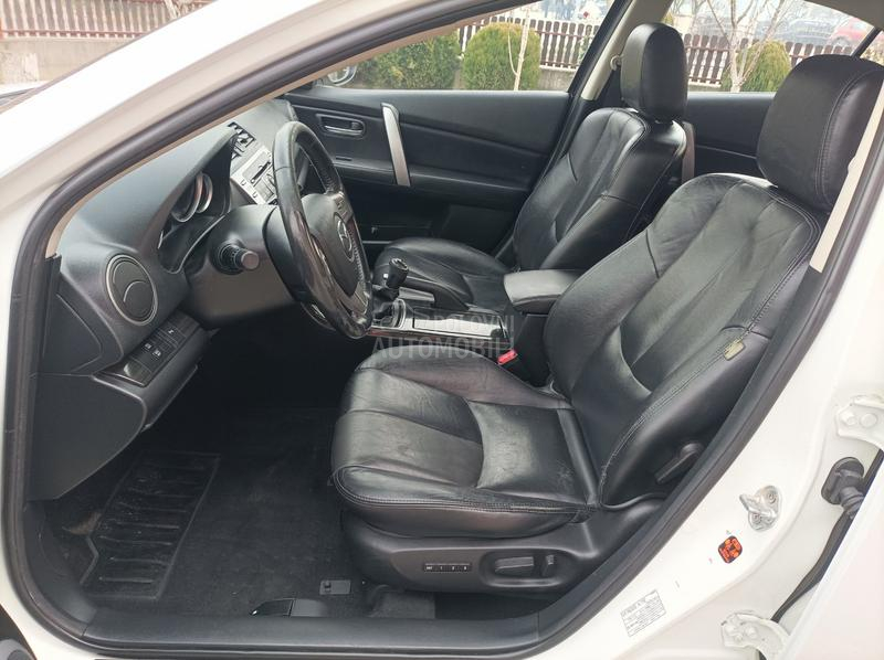 Mazda 6 2.0D PERLA