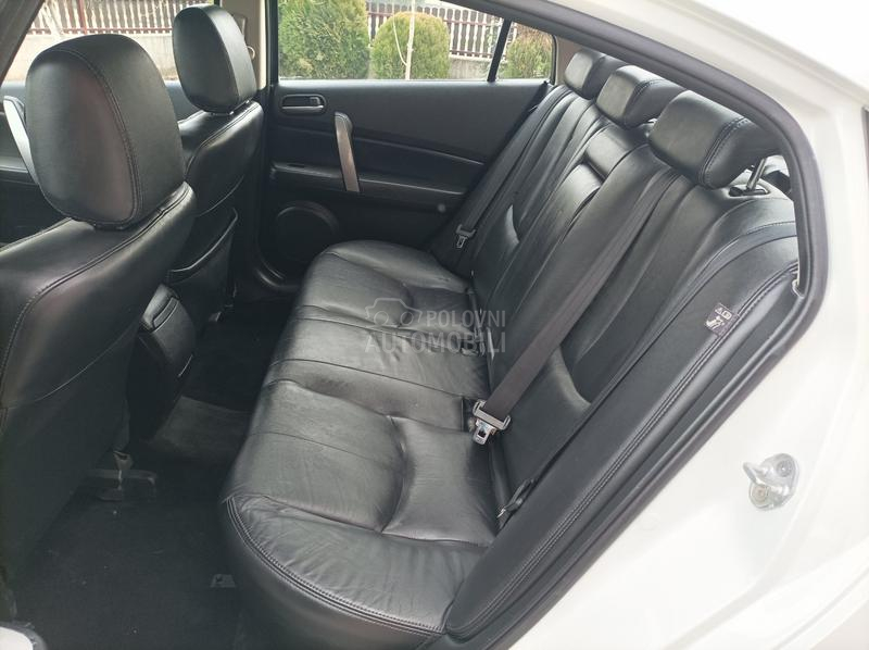 Mazda 6 2.0D PERLA