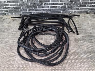 Kederi vrata i prozora za Audi A4 od 2008. do 2012. god.