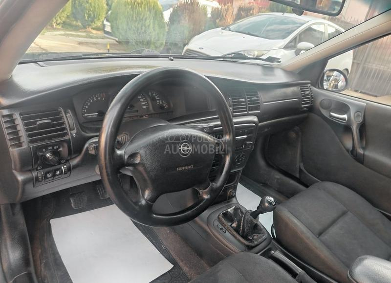 Opel Vectra B 1.8. TNG