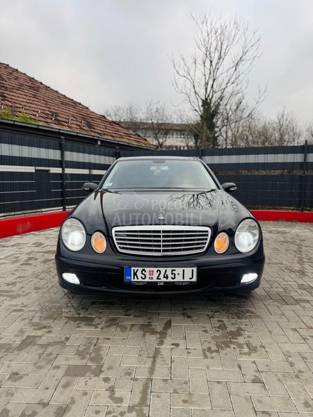 Mercedes Benz E 220 