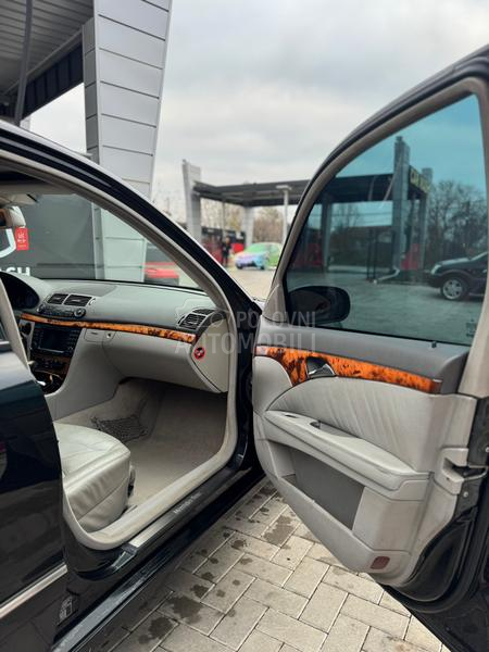 Mercedes Benz E 220 