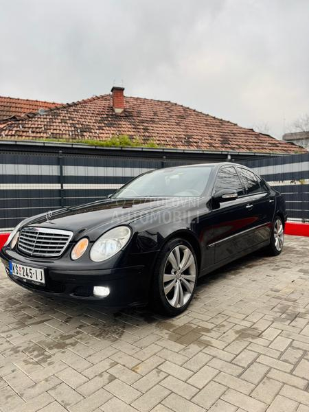Mercedes Benz E 220 