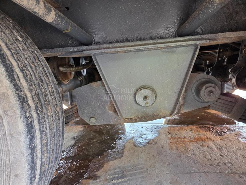 Schwarzmuller TU 22/80