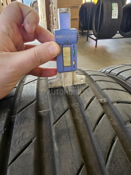 Kumho 245/35 R20 Letnja