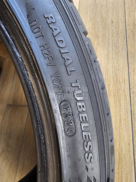 Kumho 245/35 R20 Letnja