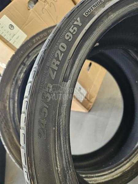 Kumho 245/35 R20 Letnja