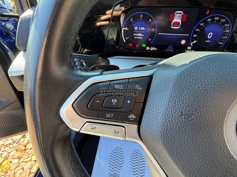 Volkswagen Golf 8 2.0 TDI/AUTOM