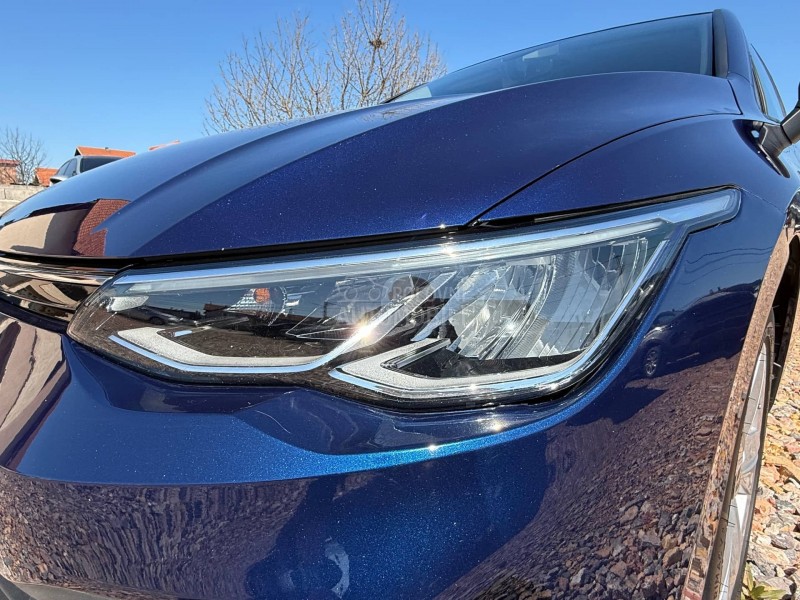 Volkswagen Golf 8 2.0 TDI/AUTOM