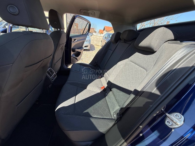 Volkswagen Golf 8 2.0 TDI/AUTOM