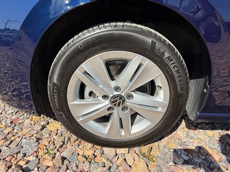 Volkswagen Golf 8 2.0 TDI/AUTOM