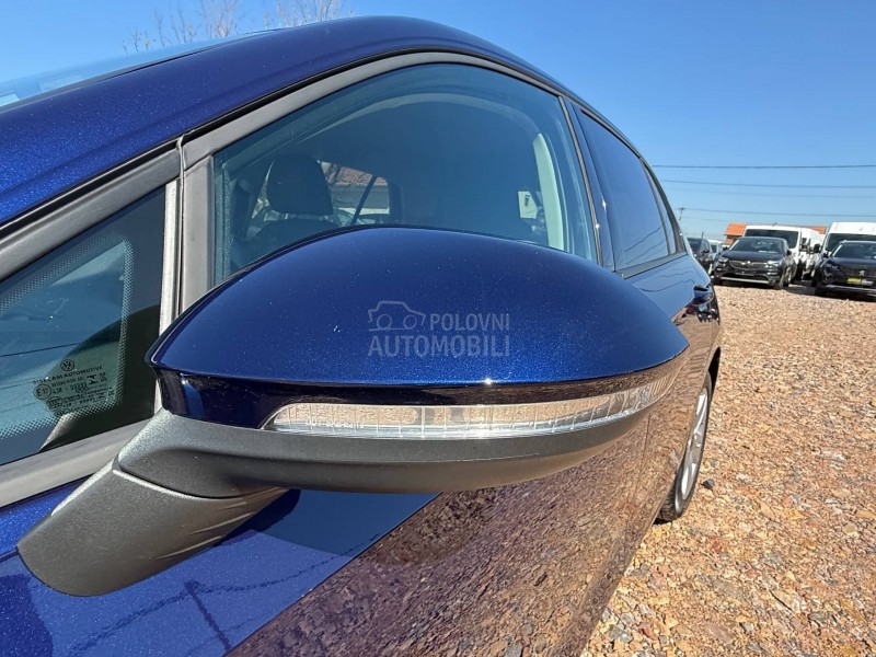 Volkswagen Golf 8 2.0 TDI/AUTOM