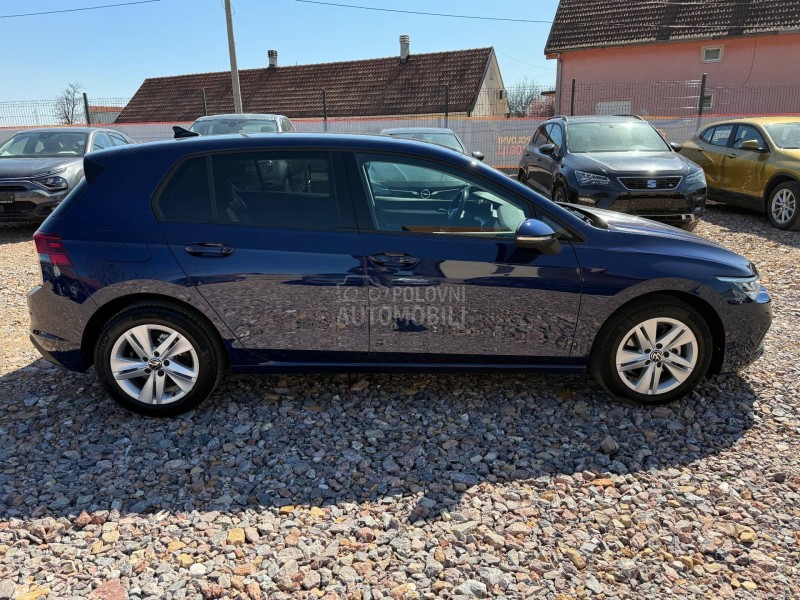 Volkswagen Golf 8 2.0 TDI/AUTOM