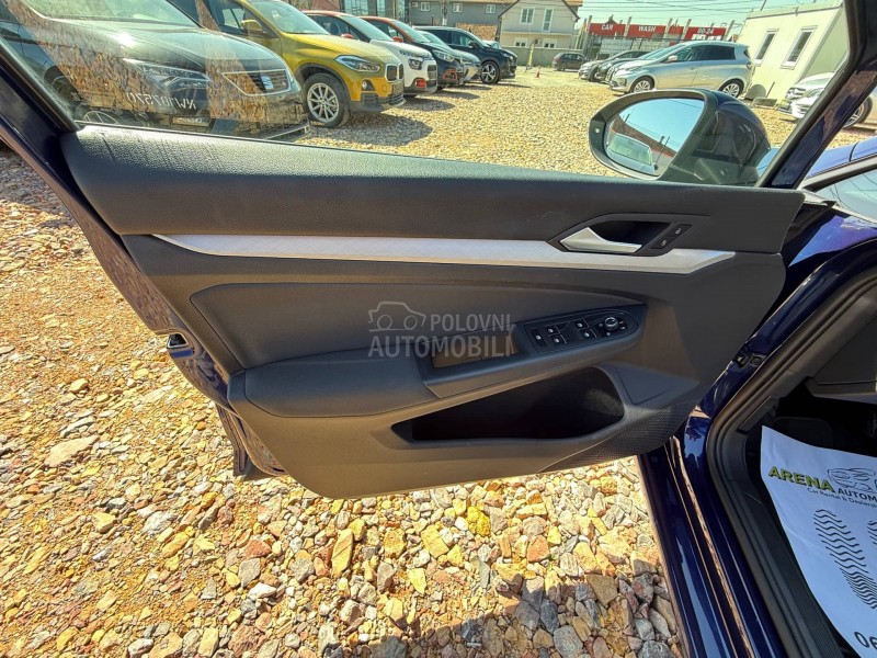 Volkswagen Golf 8 2.0 TDI/AUTOM