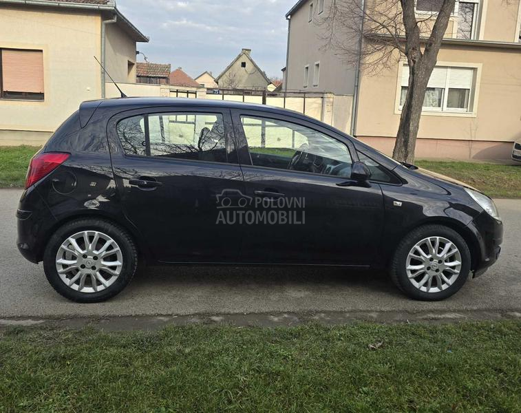 Opel Corsa D 1.2  ENJOY