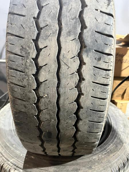Maxxis 215/60 R16 Letnja