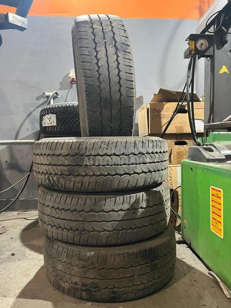 Maxxis 215/60 R16 Letnja