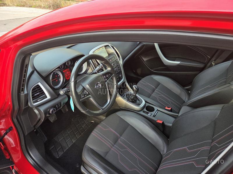 Opel Astra J 2.0CDTI NOVA F.U.L
