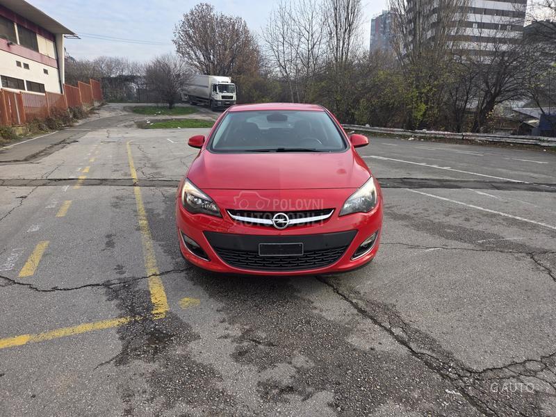 Opel Astra J 2.0CDTI NOVA F.U.L