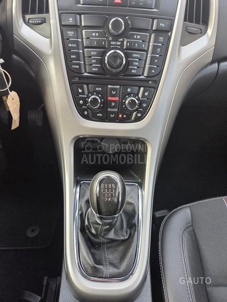 Opel Astra J 2.0CDTI NOVA F.U.L