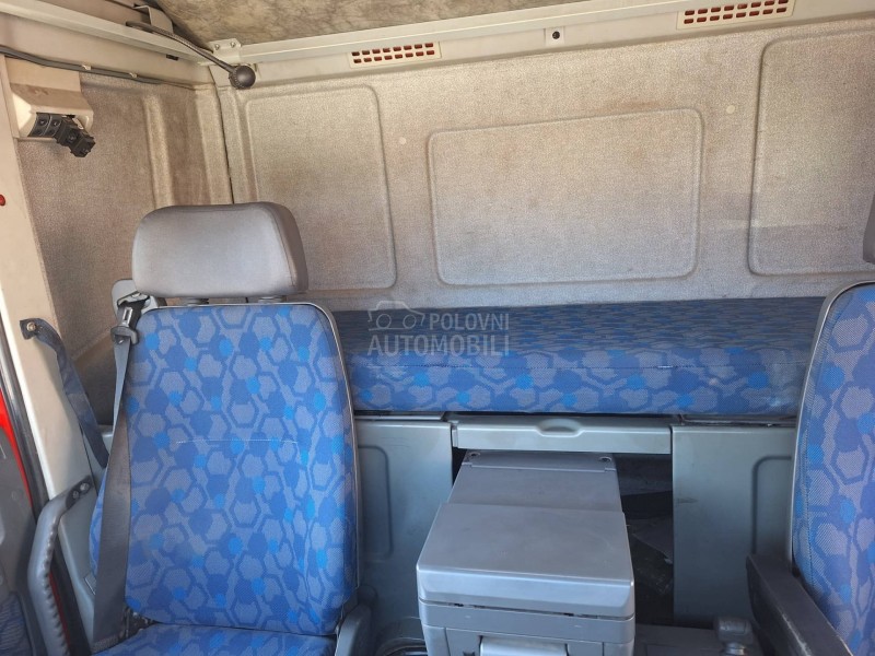 Iveco EuroCargo 18e28