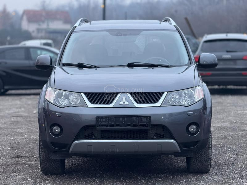 Mitsubishi Outlander 2.0 DiD 4x4 INTENSE
