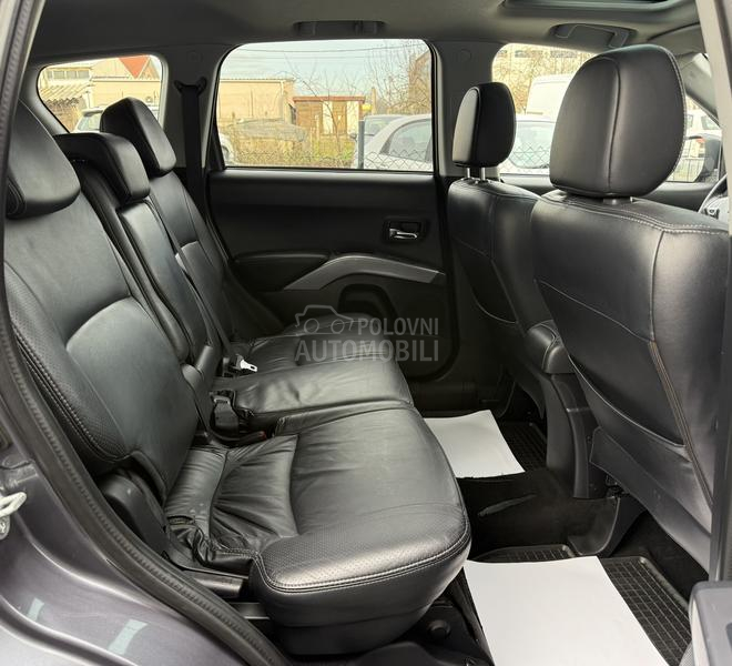 Mitsubishi Outlander 2.0 DiD 4x4 INTENSE