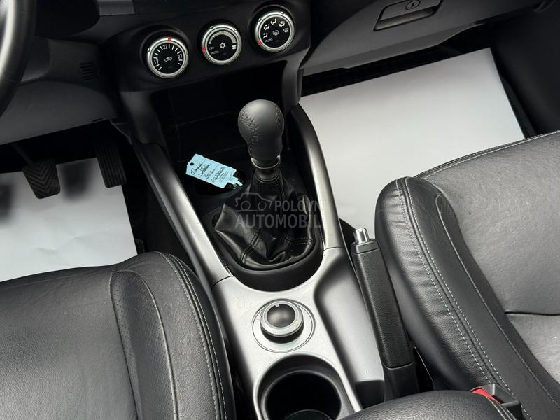 Mitsubishi Outlander 2.0 DiD 4x4 INTENSE