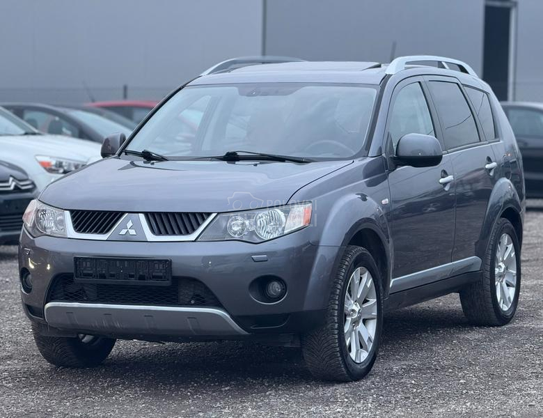 Mitsubishi Outlander 2.0 DiD 4x4 INTENSE