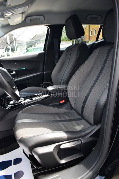 Peugeot 2008 1.2  Allure  AT