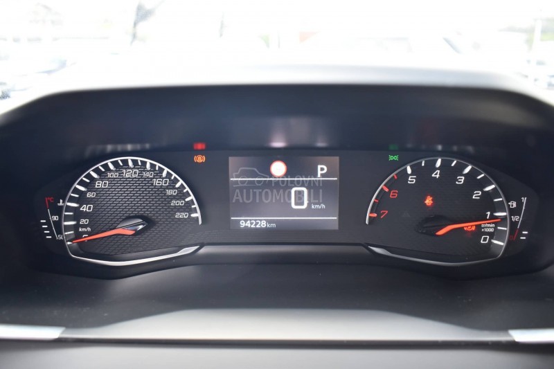 Peugeot 2008 1.2  Allure  AT