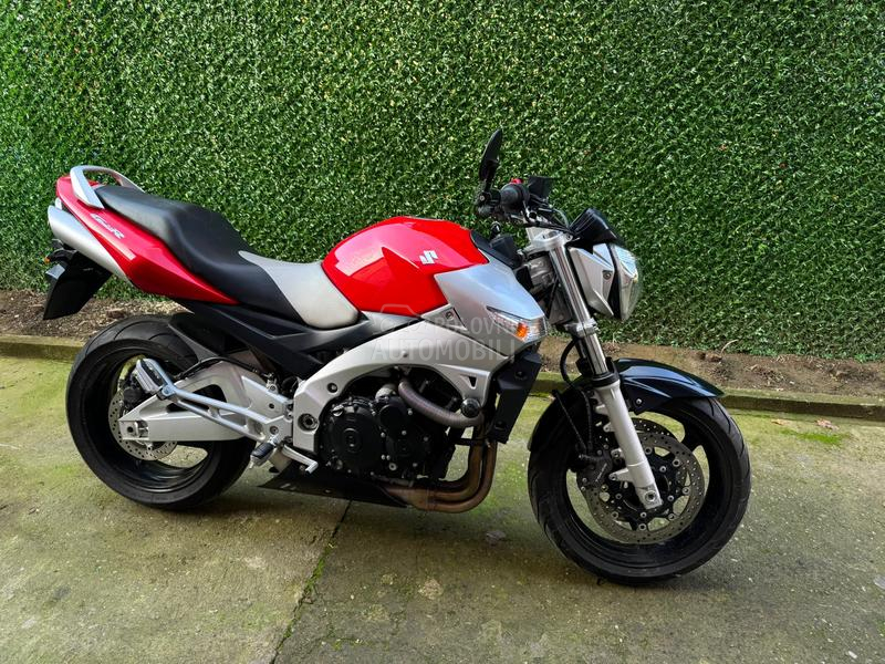 Suzuki Gsr 600