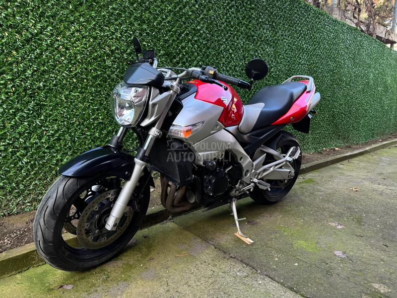 Suzuki Gsr 600