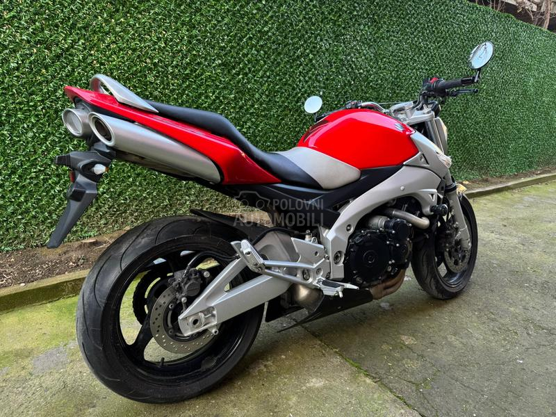 Suzuki Gsr 600