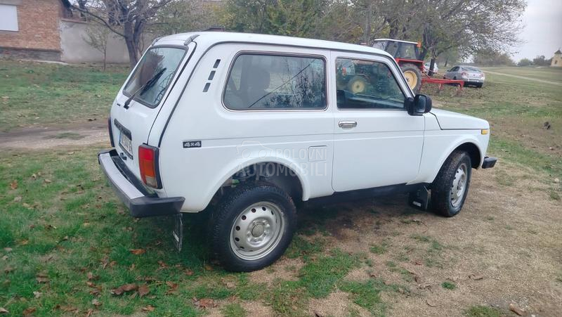 Lada Niva 